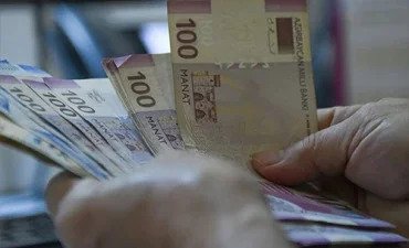 Prices in Baku: How Much Does It Cost to Travel in Azerbaijan's Capital?